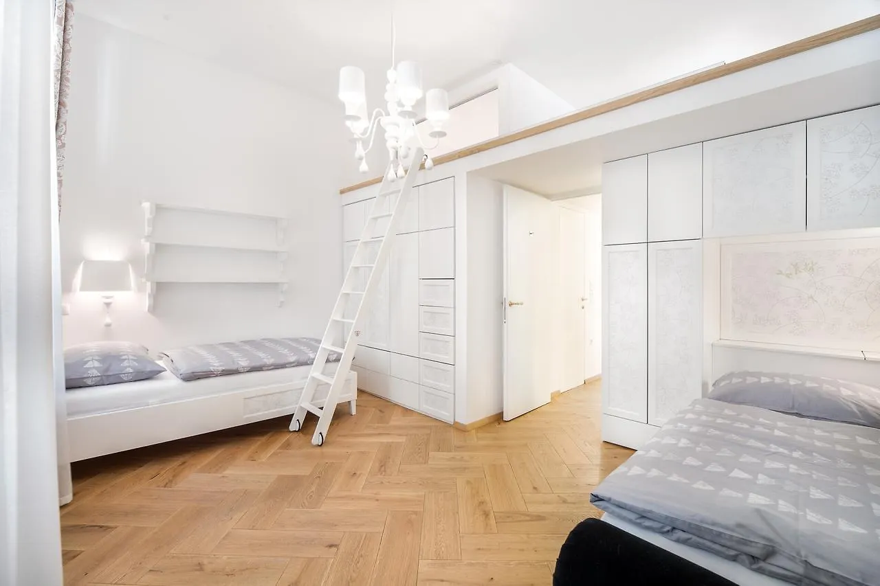 Central And Luxurious Beethovnova Apartment Ljubljana